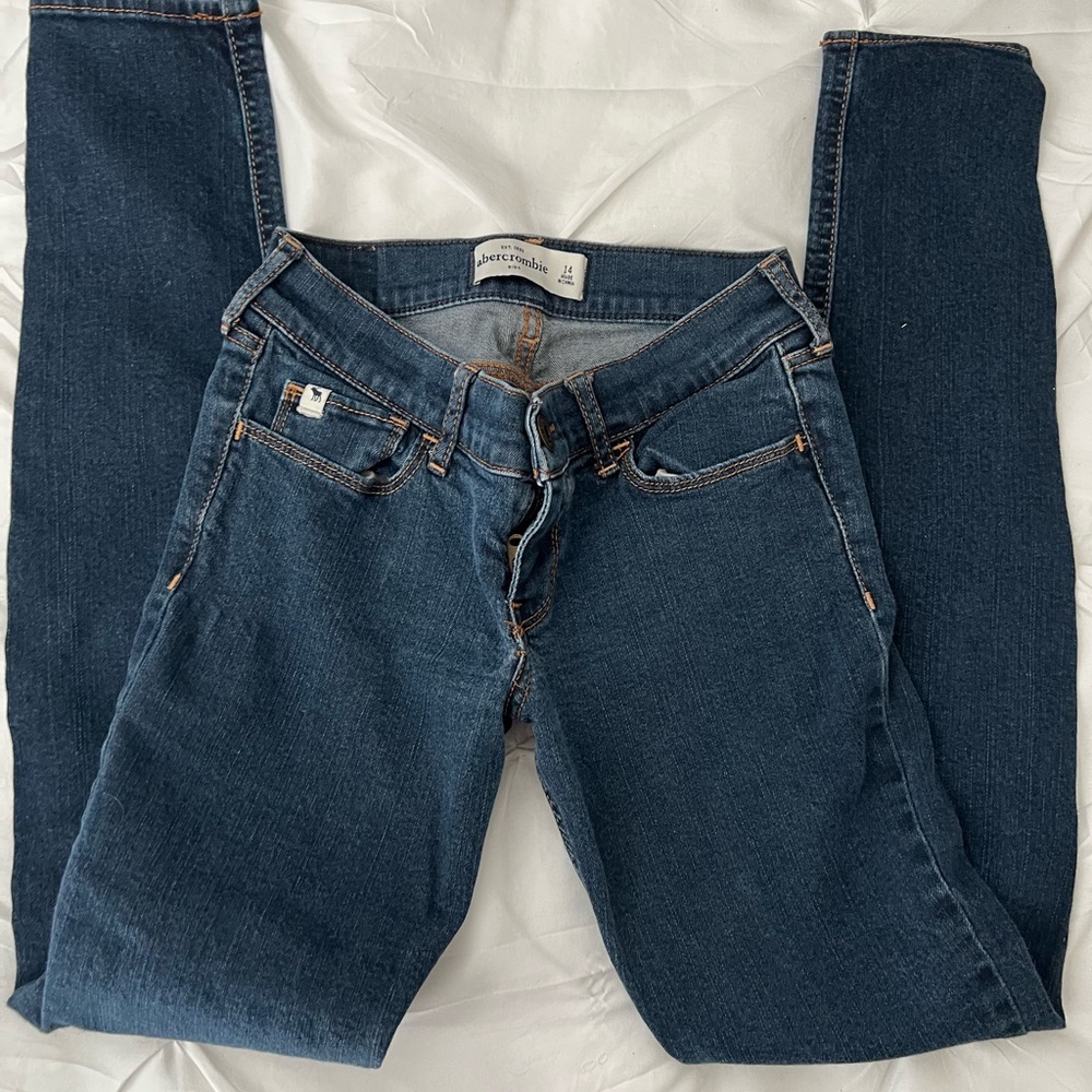 Abercrombie & Fitch Women's Dark Blue Skinny Jeans